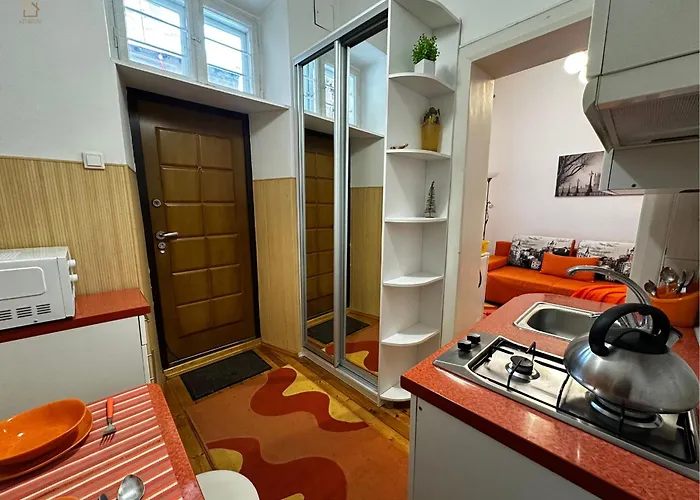 Orange Loft Near Old Old Town إلفيف